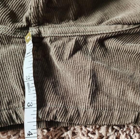 Birdwell Olive Green Women's Shorts - Picture 6 of 8